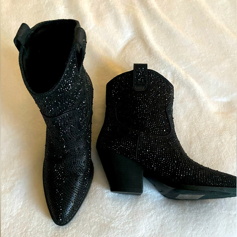 Sparkling Vegas Boots!